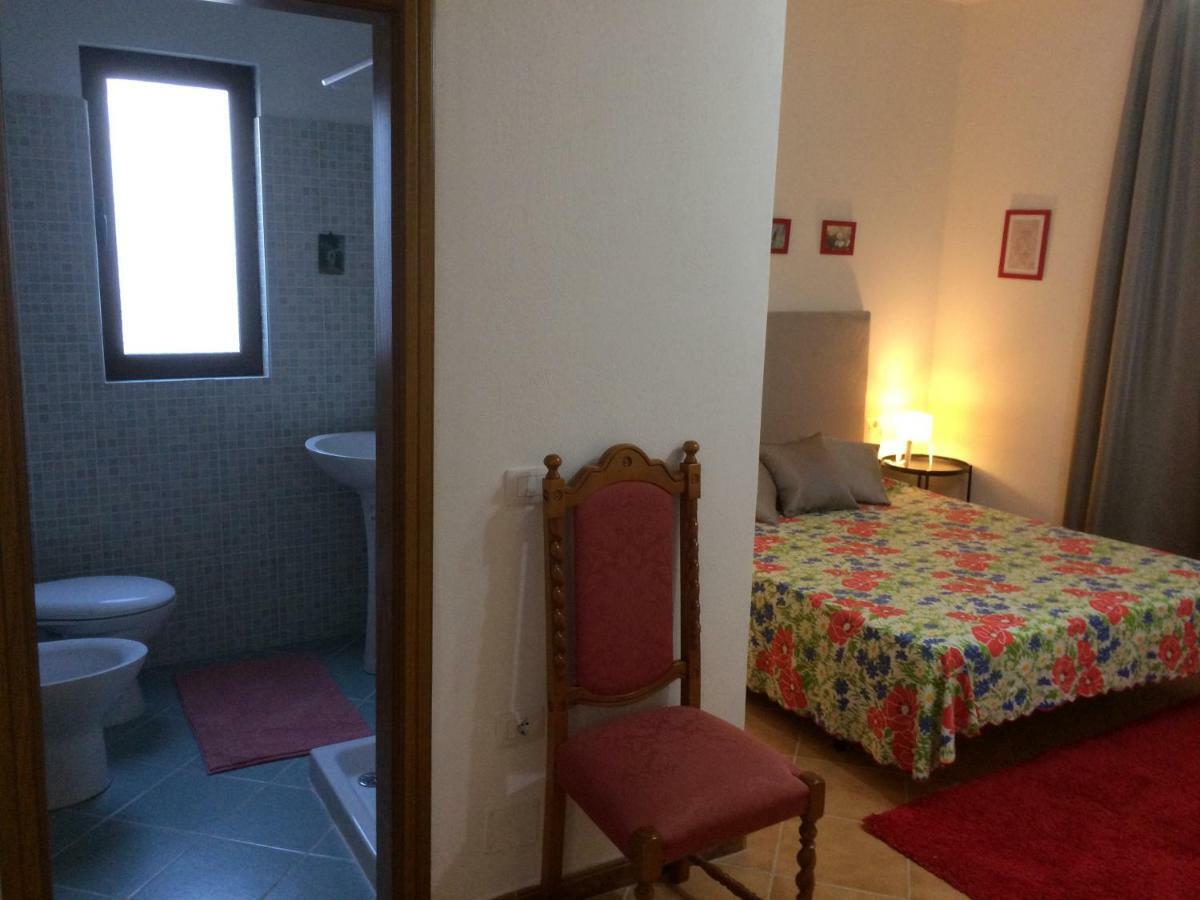 Guesthouse Villa Rosa بيرات المظهر الخارجي الصورة